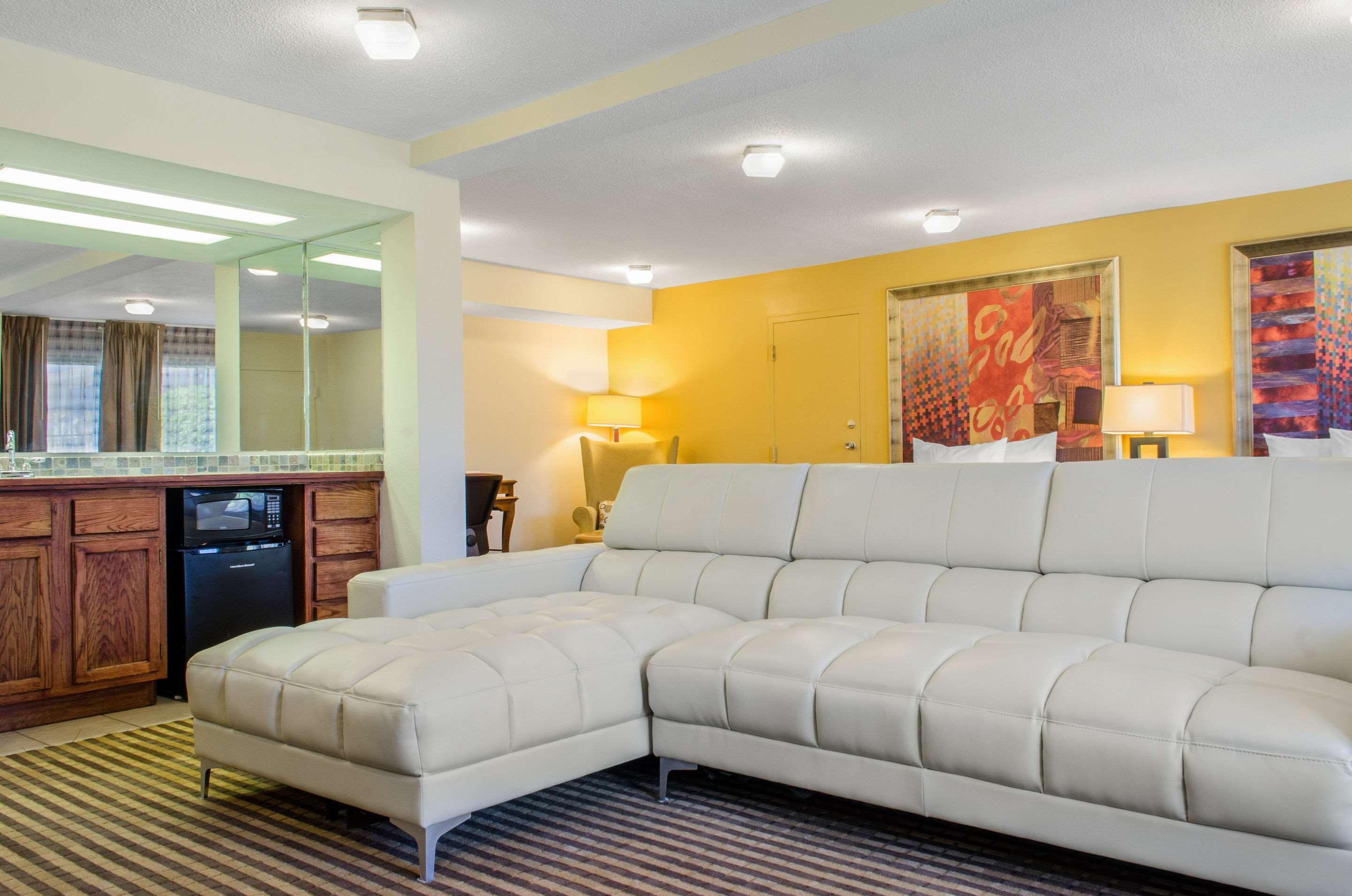 Quality Inn & Suites Laurel Exterior foto